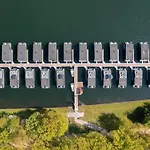 Houseboat At Mookerplas Botel Middelaar