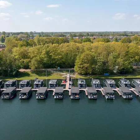 Ботель Houseboat At Mookerplas *