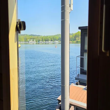 Houseboat At Mookerplas Ботель *