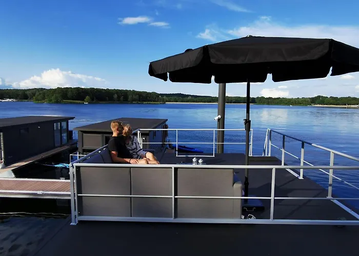 Houseboat At Mookerplas Hotel na wodzie *