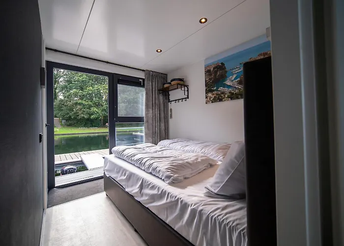 Hotel na wodzie Houseboat At Mookerplas Middelaar