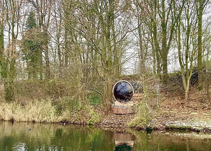 Houseboat At Mookerplas * Middelaar